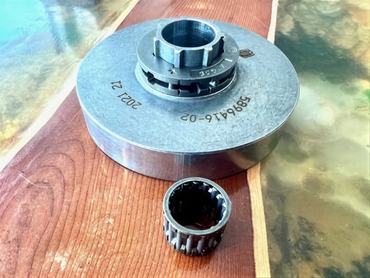 575261009 Husqvarna Rim and Sprocket .325 x7 tooth