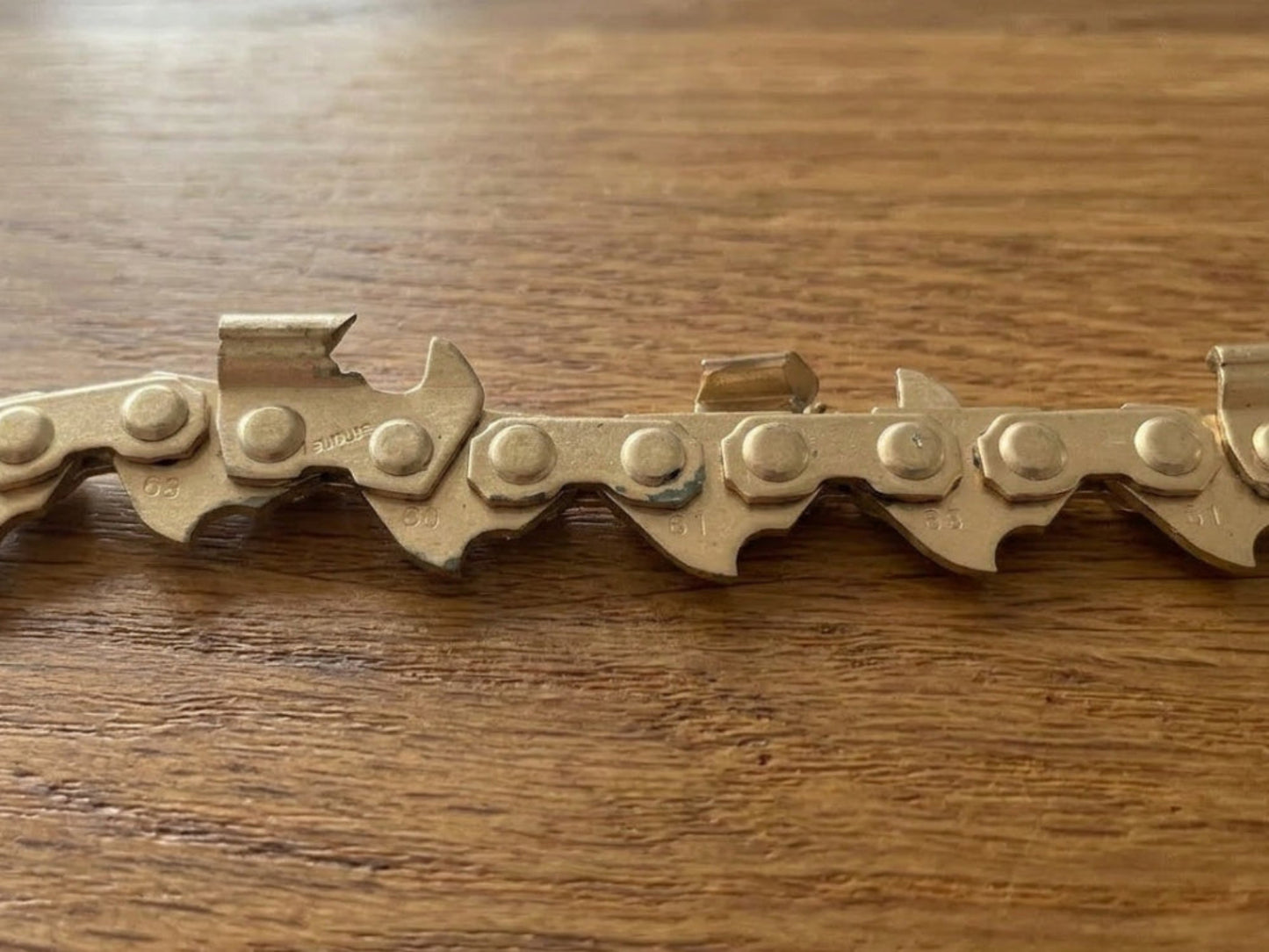 Tsumura carbide chain