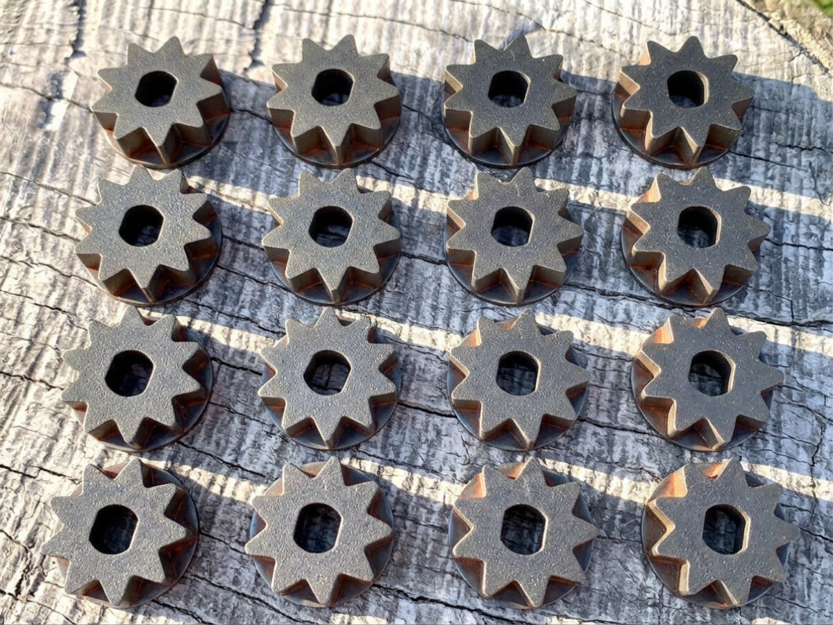 12XT2-198259-2 Twelve 1/4" x9 Tooth Makita Sprockets