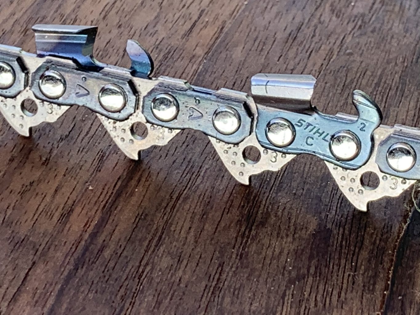 36930000105-23RM Stihl Rapid Super Chisel .325 .050 1.3mm 105 drive links