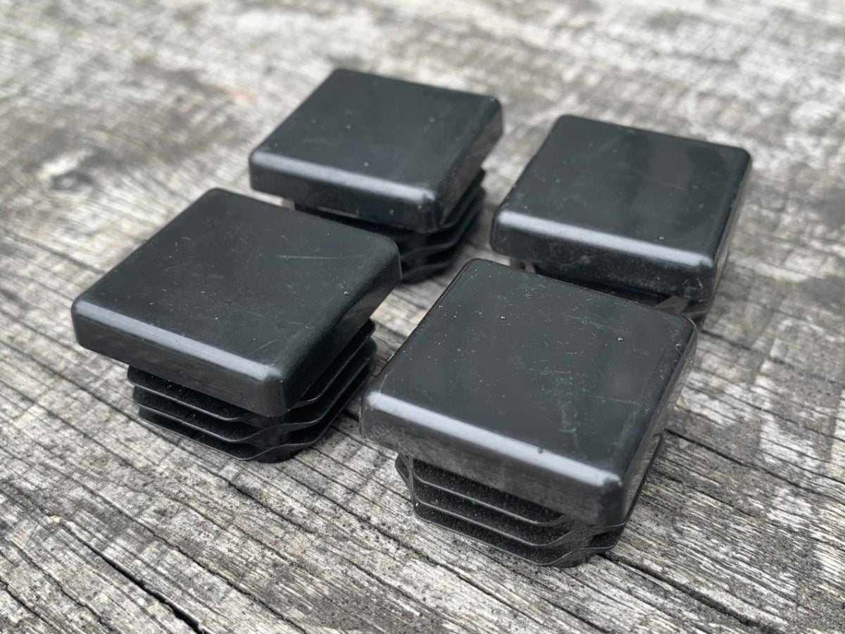 3839 4xSquare Black Plastic Inserts