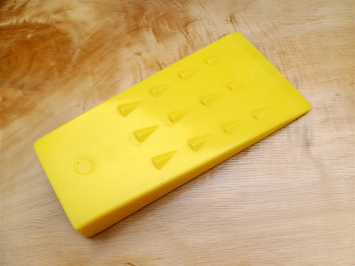 570726 Oregon Plastic Wedge 8 inch 20cm