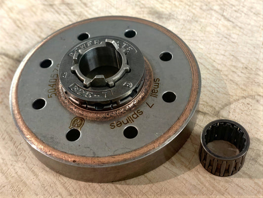 575261005 Husqvarna Rim and Sprocket .325 x7 tooth