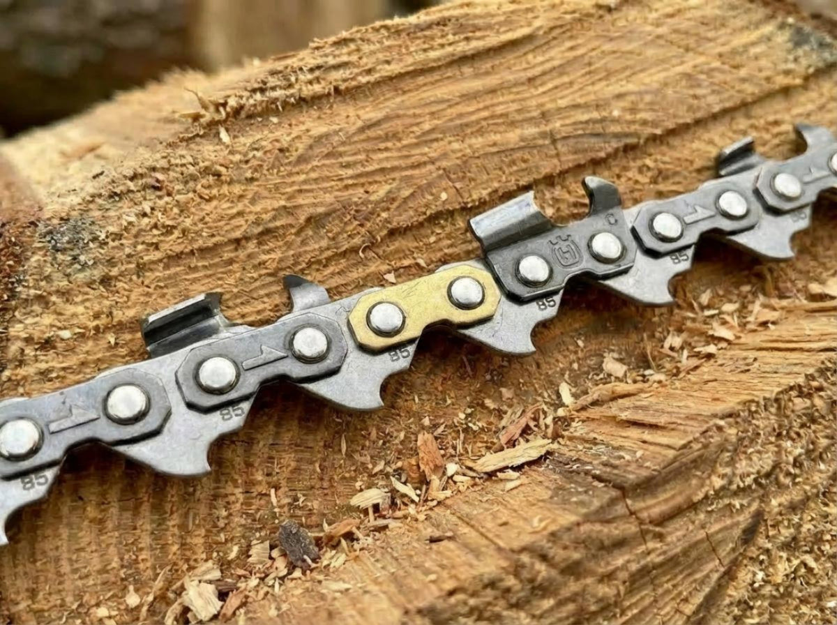 5816266135-C85 X-Cut Husqvarna Full Chisel 3/8 .058[1.5mm] 135 drive links