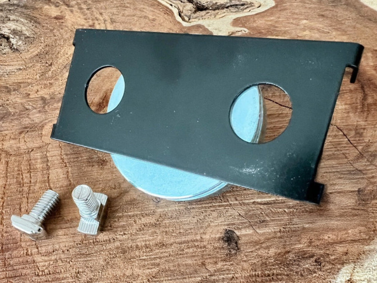 A-OIL-MAG Panther Oiler Magnet Kit [Fits Both Size Mills no OILER TANK FIXINGS ONLY]