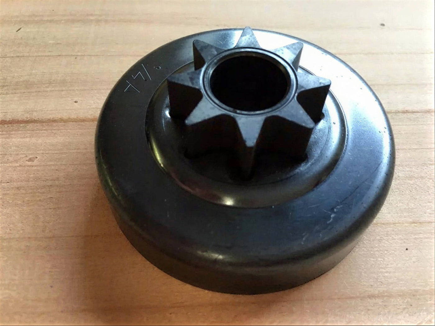 A556001710 Echo Spur Sprocket 1/4 .043[1.1mm] x8 tooth