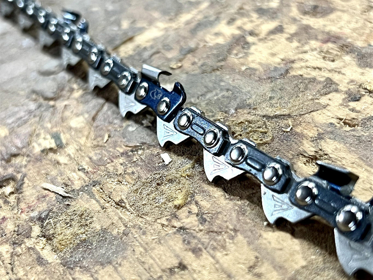 P-3/8LP-050-FSR-72 Panther Lo Pro Full Skip Ripping 3/8 Lo Pro .050[1.3mm] 72 drive links