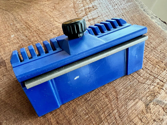 Economy Bar Rail Dresser