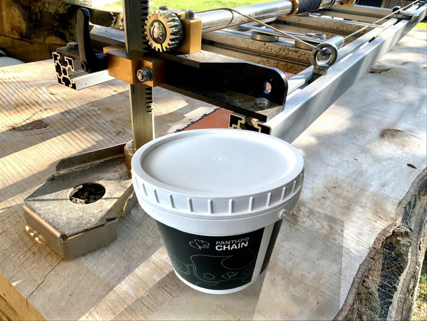 Panther Milling Kit with 84" Bar and 100 feet of ripping chain