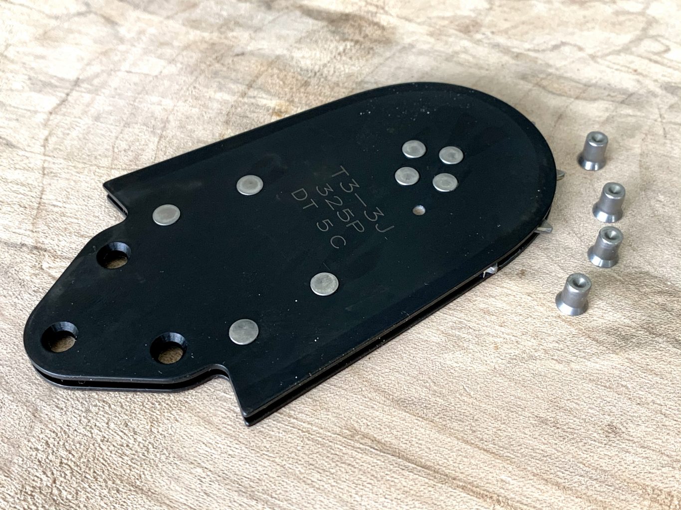 T3-3J Sugihara .325 .063 Spare nose Sprocket Includes Rivets